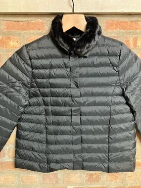 J.McLaughlin Juniper Down Puffer Jacket With Faux Fur Trim